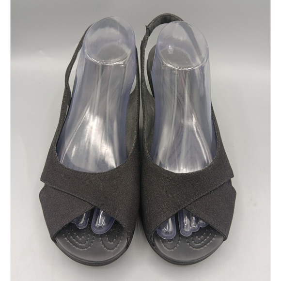 Crocs Leigh Ann Sling Back Wedge Heels Black Open Toe Size 11 Sandals 204948 - Picture 2 of 10